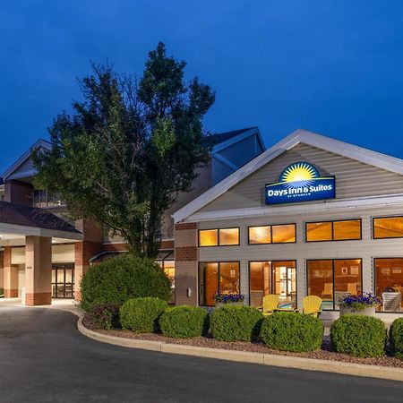 Days Inn & Suites By Wyndham Madison Exteriör bild