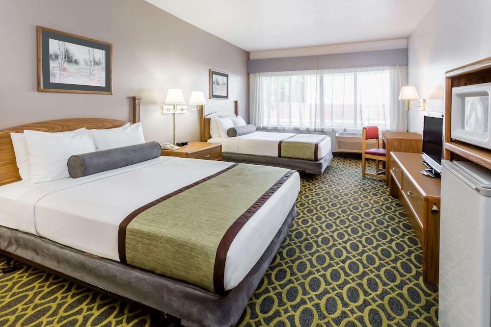 Days Inn & Suites By Wyndham Madison Exteriör bild
