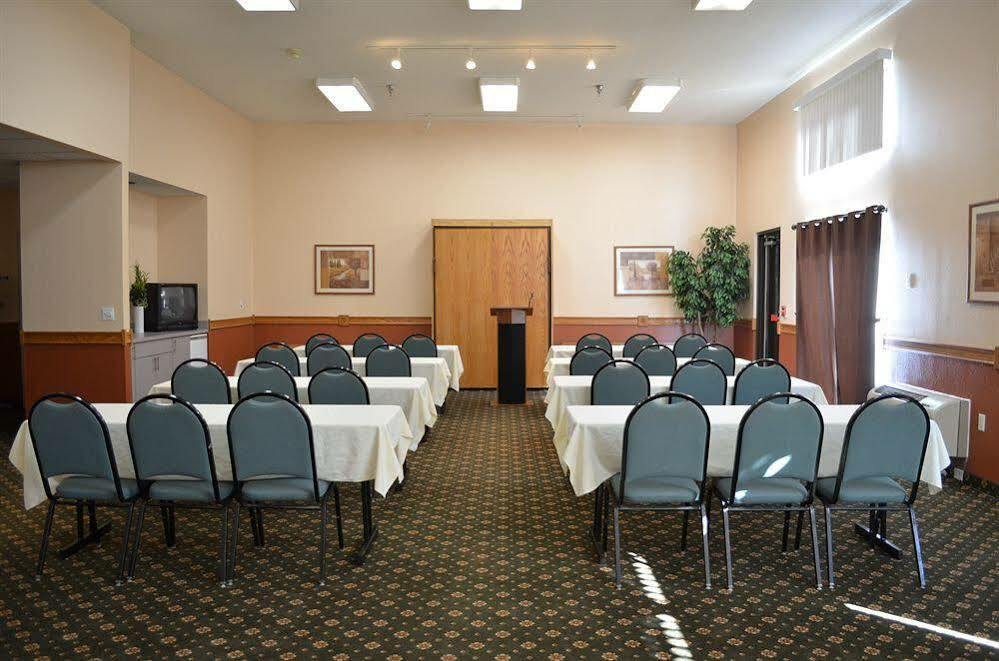 Days Inn & Suites By Wyndham Madison Exteriör bild